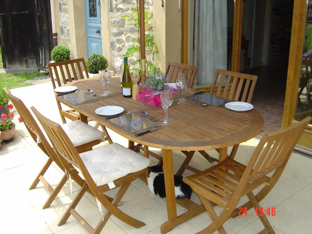 Aux Quatre Saisons Axat Bed and Breakfast Exterior foto