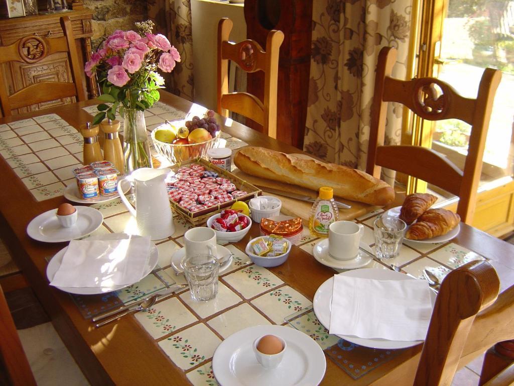 Aux Quatre Saisons Axat Bed and Breakfast Exterior foto