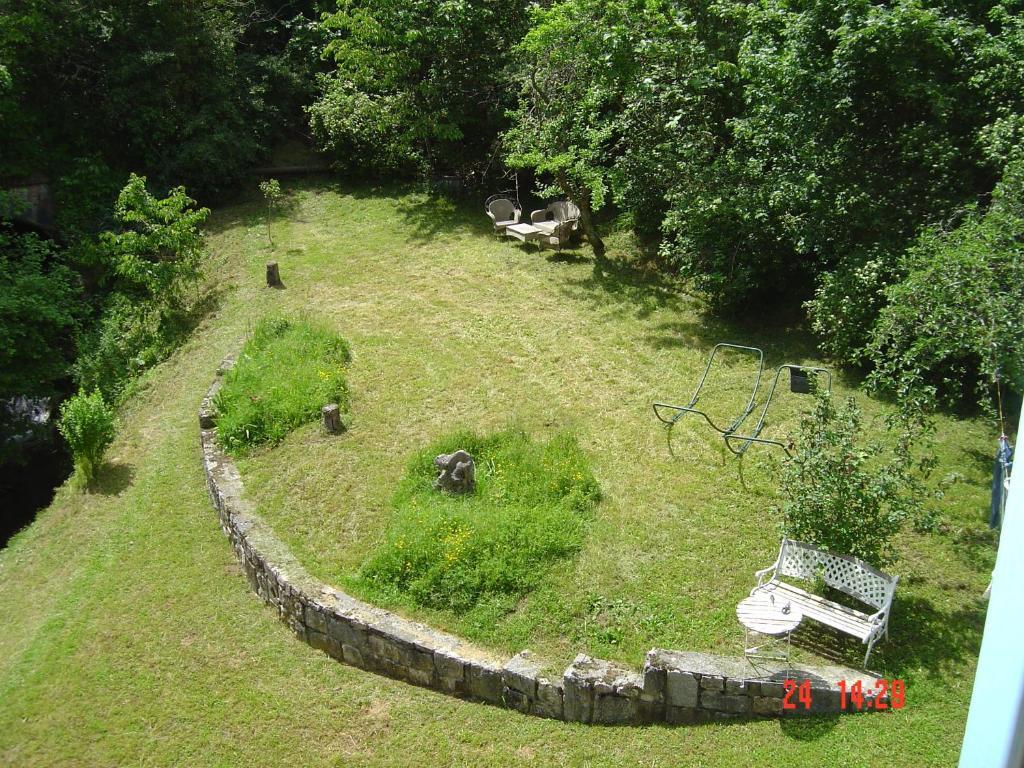 Aux Quatre Saisons Axat Bed and Breakfast Exterior foto