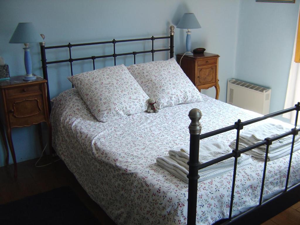 Aux Quatre Saisons Axat Bed and Breakfast Exterior foto